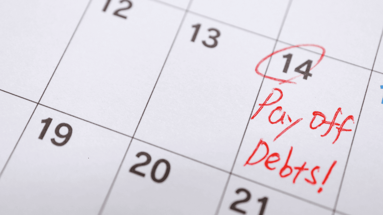 Should Muslims Pay Off Debt First or Invest? A Practical Financial Decision Guide (U.S. 2026)
